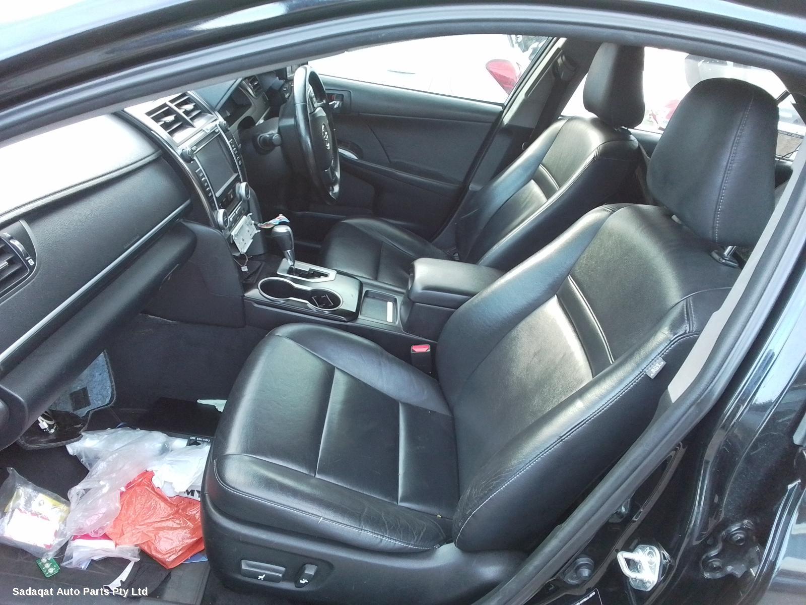 Toyota Camry Rear Garnish