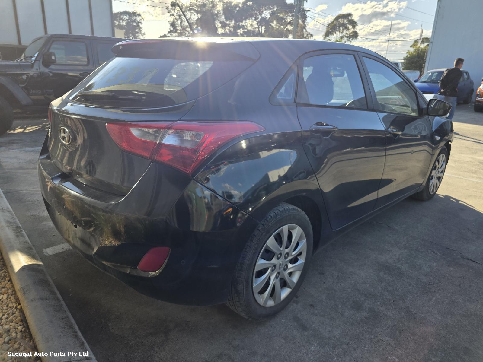 Hyundai I30 Left Guard