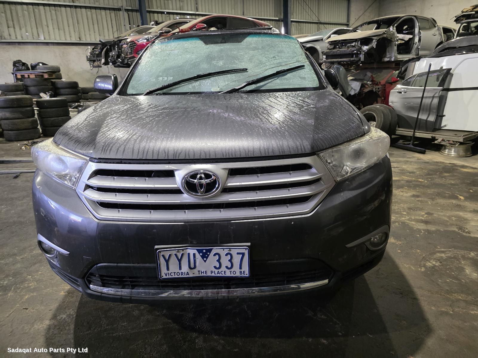 Toyota Kluger Sunvisor