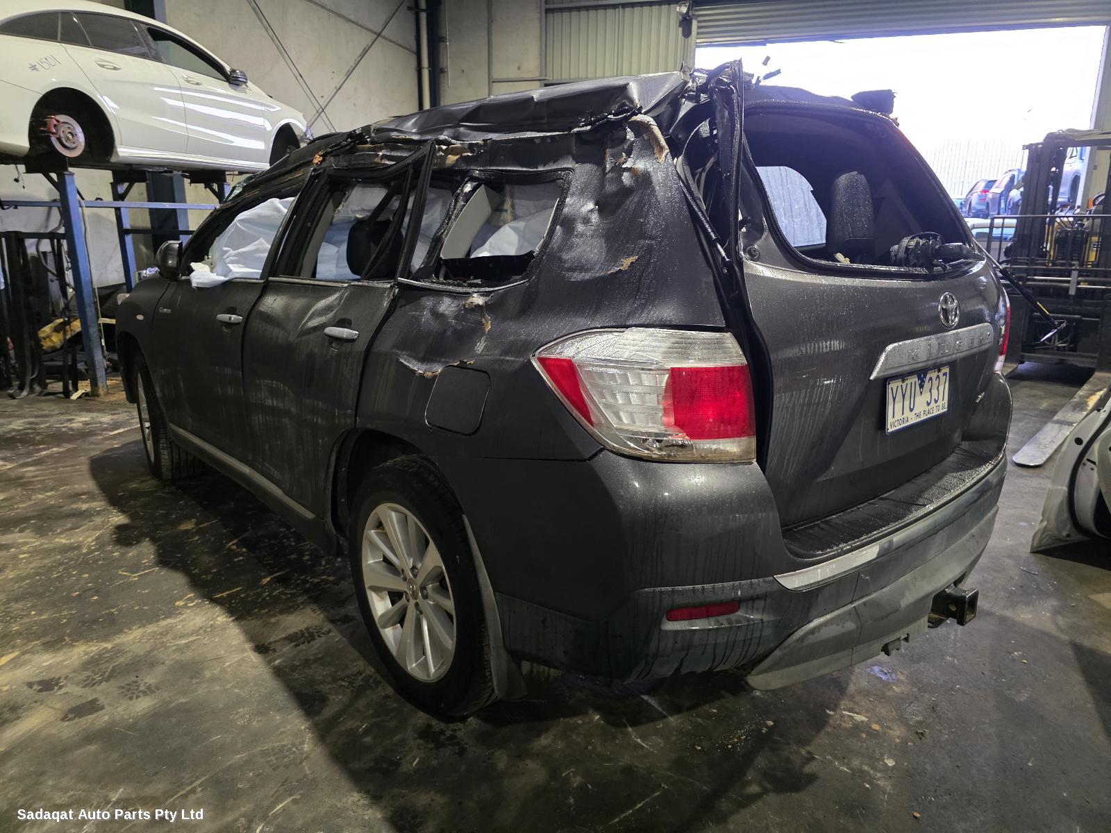 Toyota Kluger Sunvisor