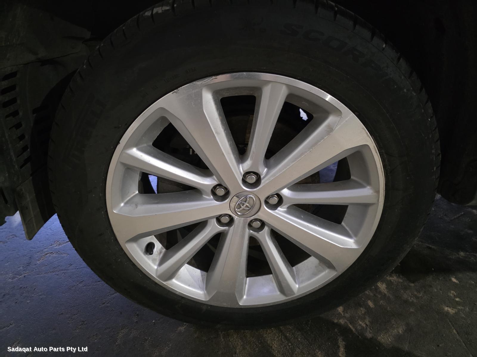 Toyota Kluger Sunvisor