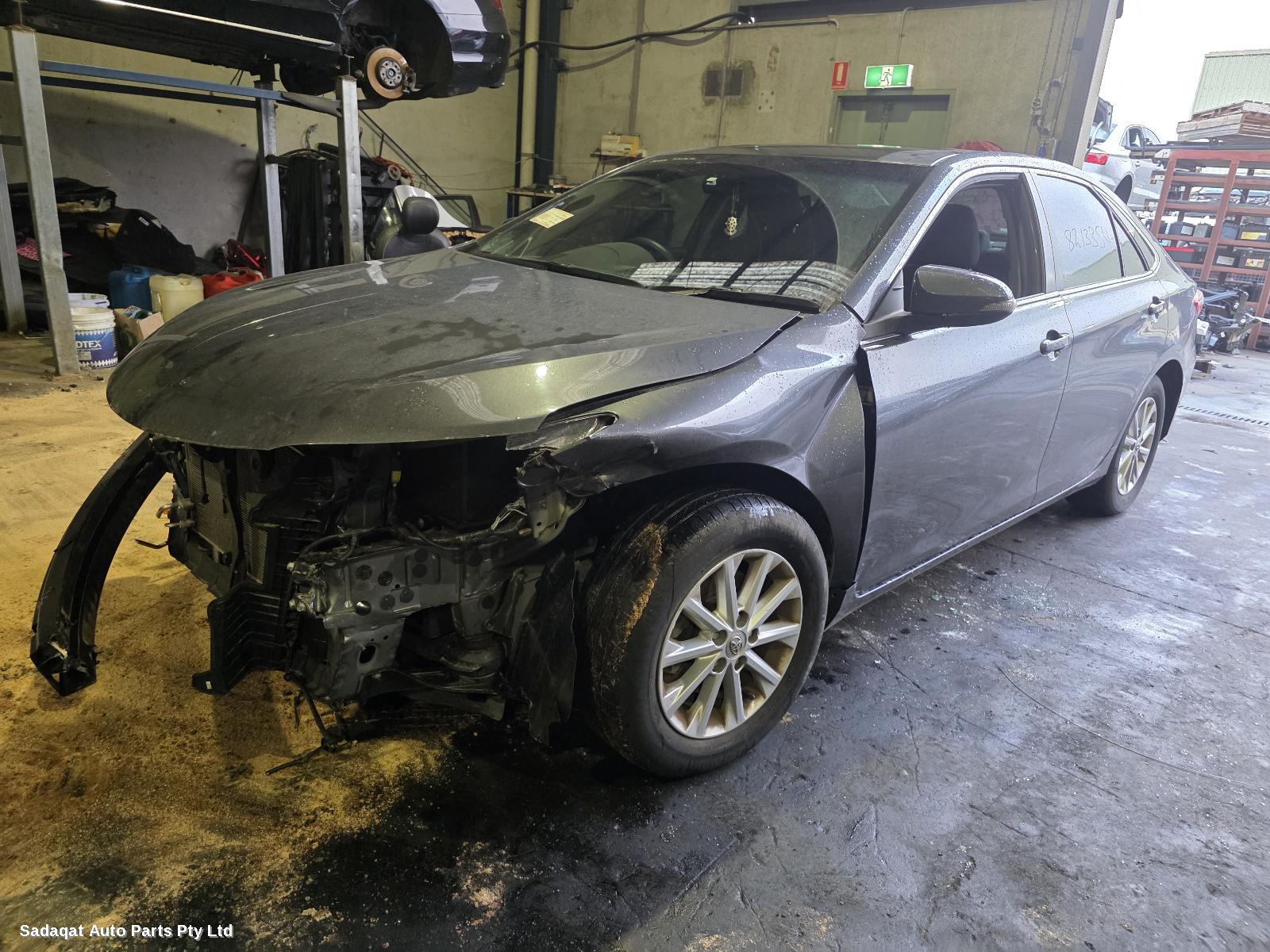 Toyota Camry 2nd Seat (rear Seat)