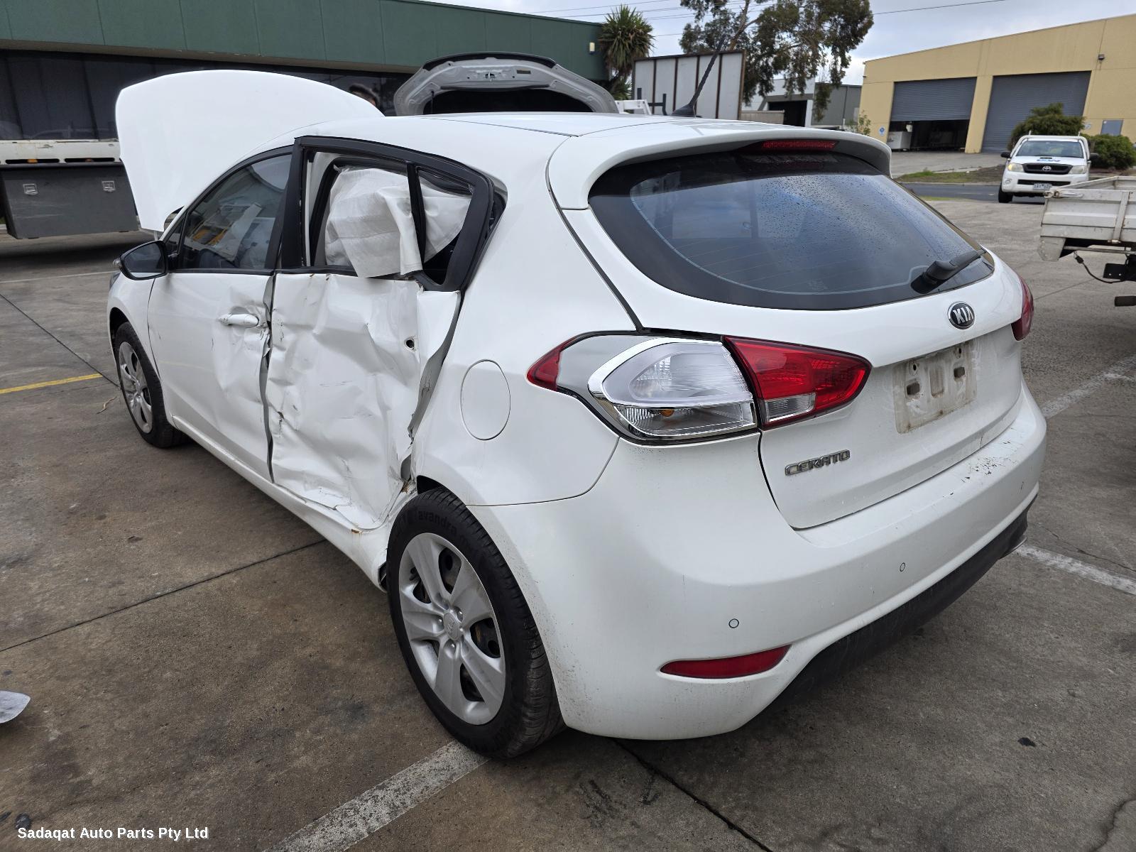 Kia Cerato Right Taillight