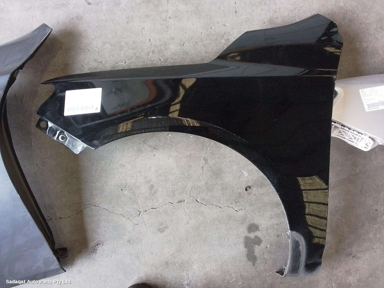 Kia Cerato Left Guard