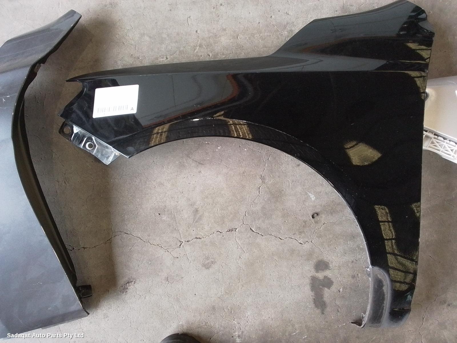 Kia Cerato Left Guard