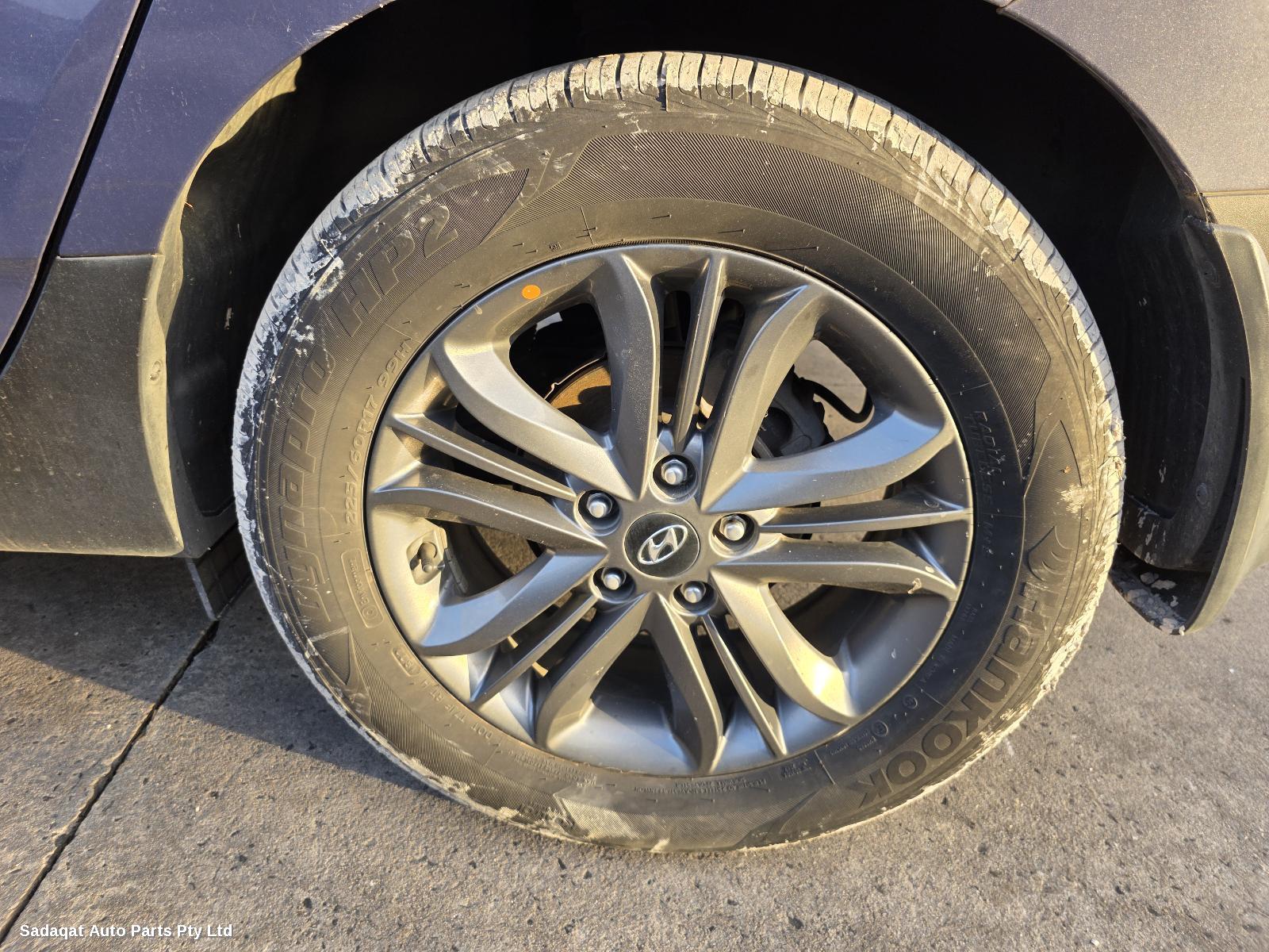 Hyundai Ix35 Right Front Door