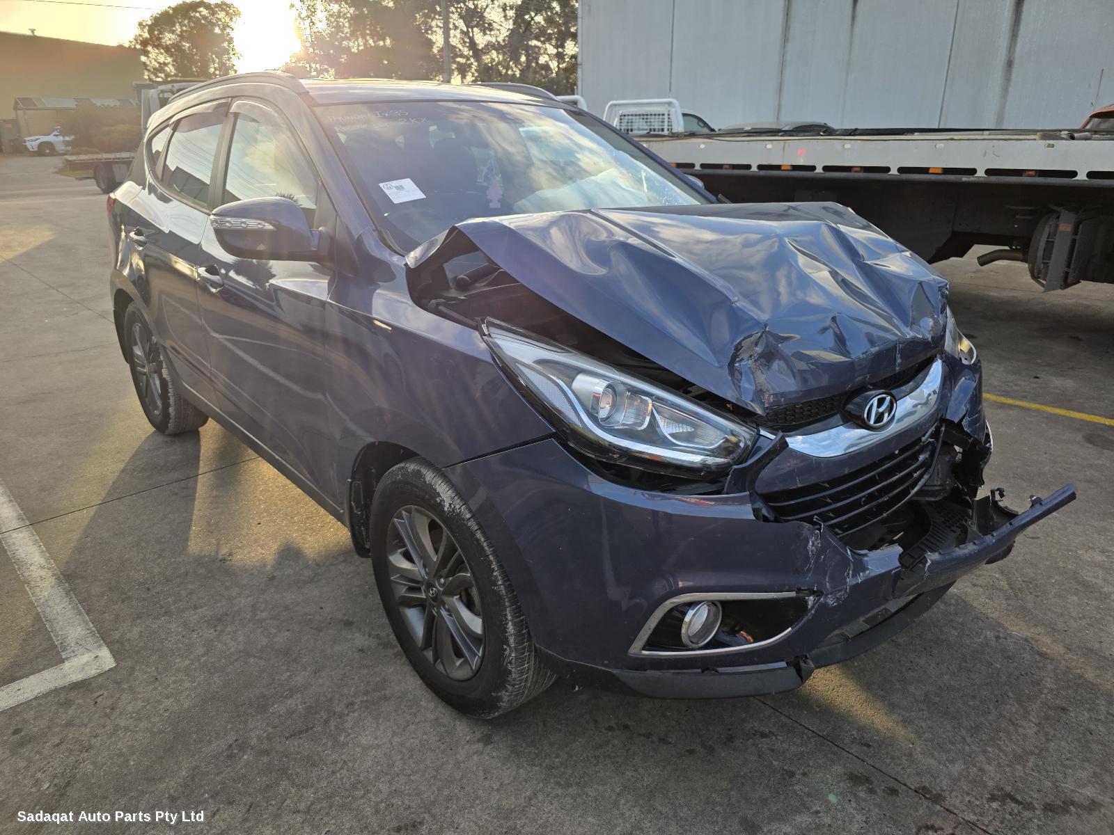 Hyundai Ix35 Right Front Door