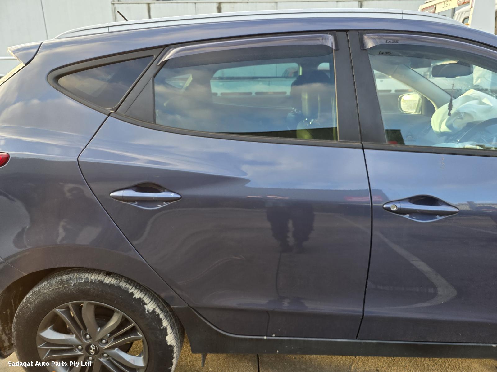 Hyundai Ix35 Right Front Door