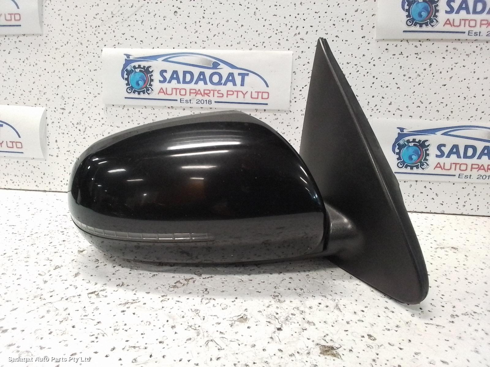 Kia Cerato Right Door Mirror