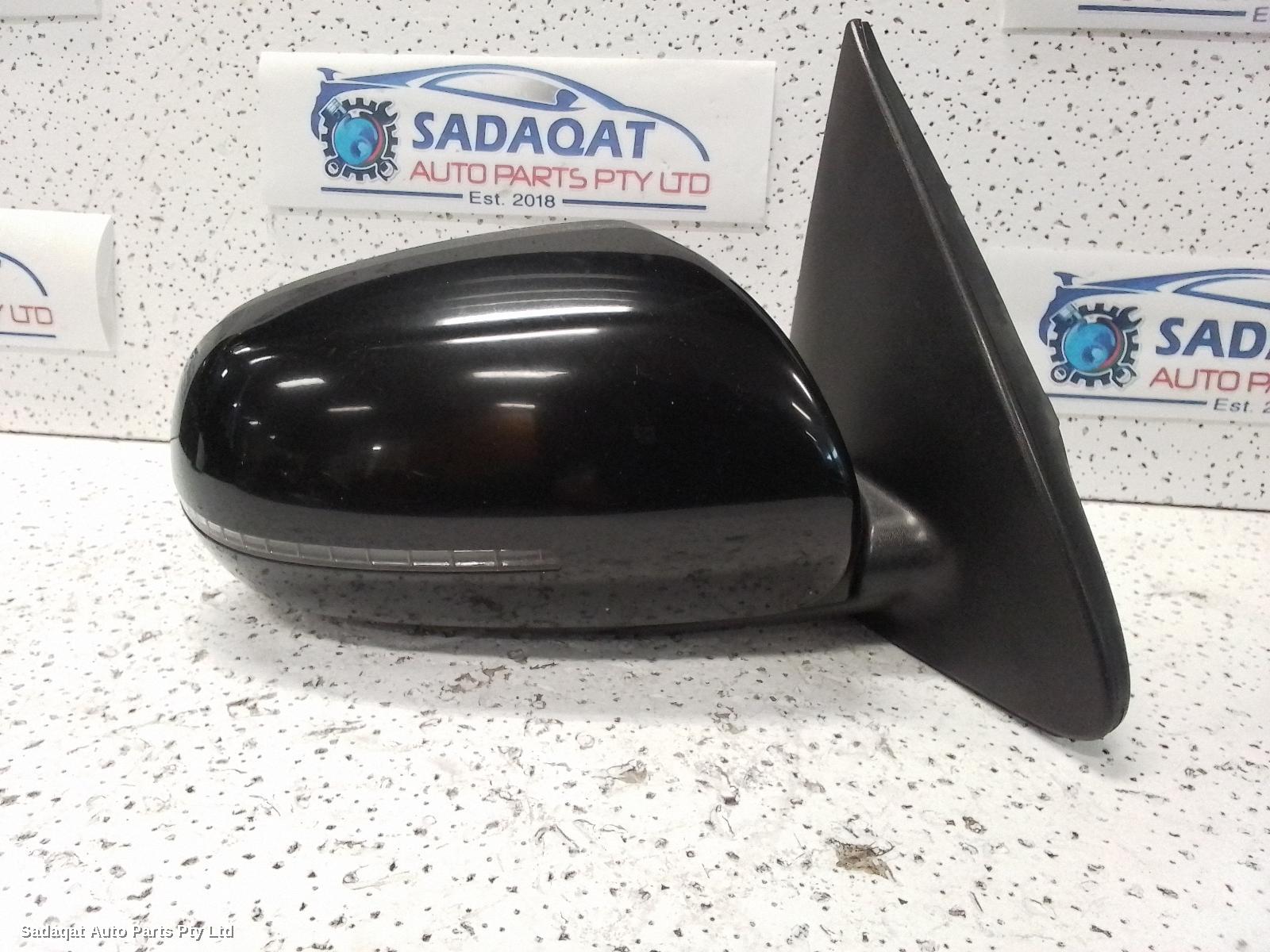 Kia Cerato Right Door Mirror