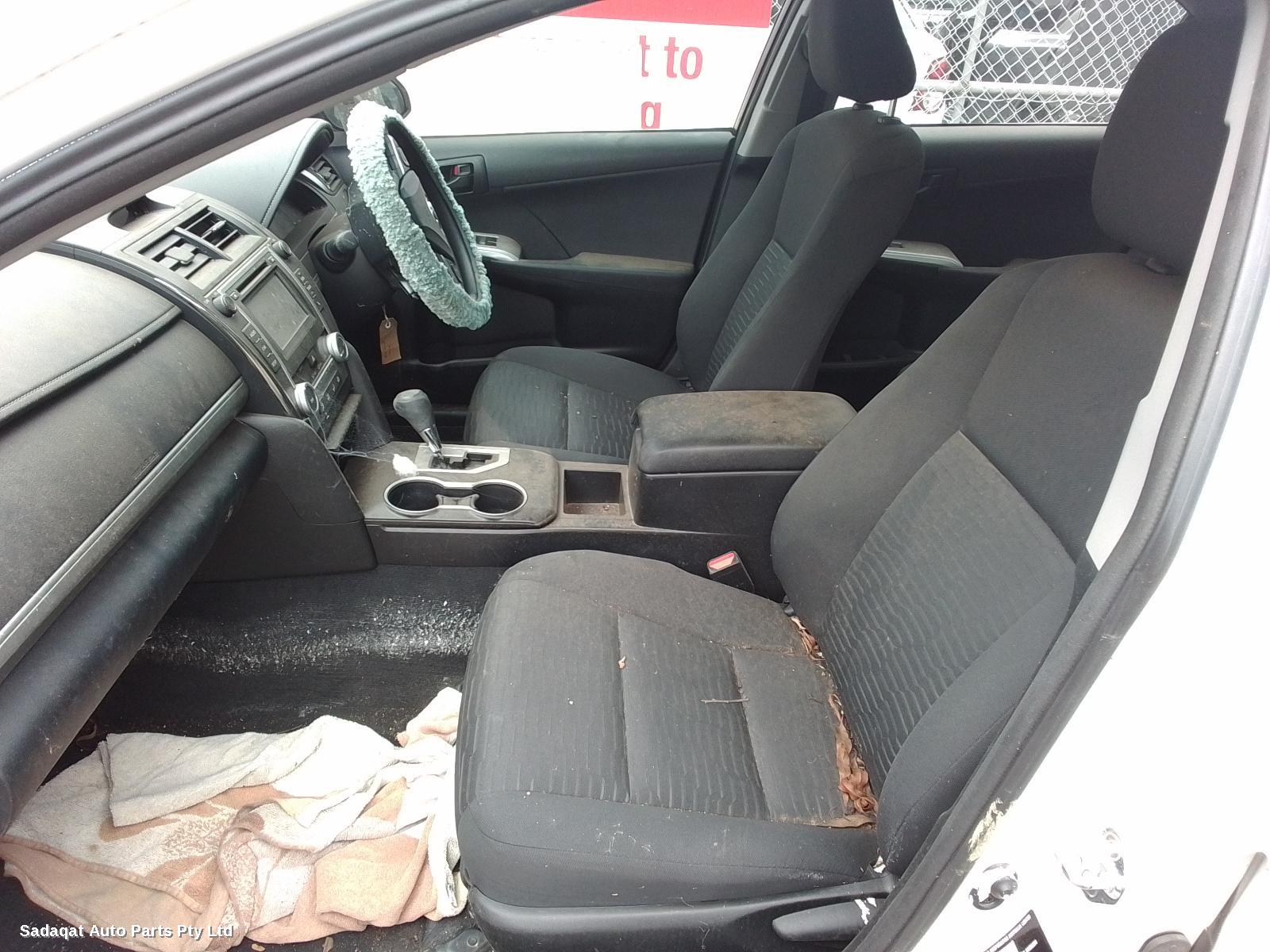 Toyota Camry Right Door Mirror