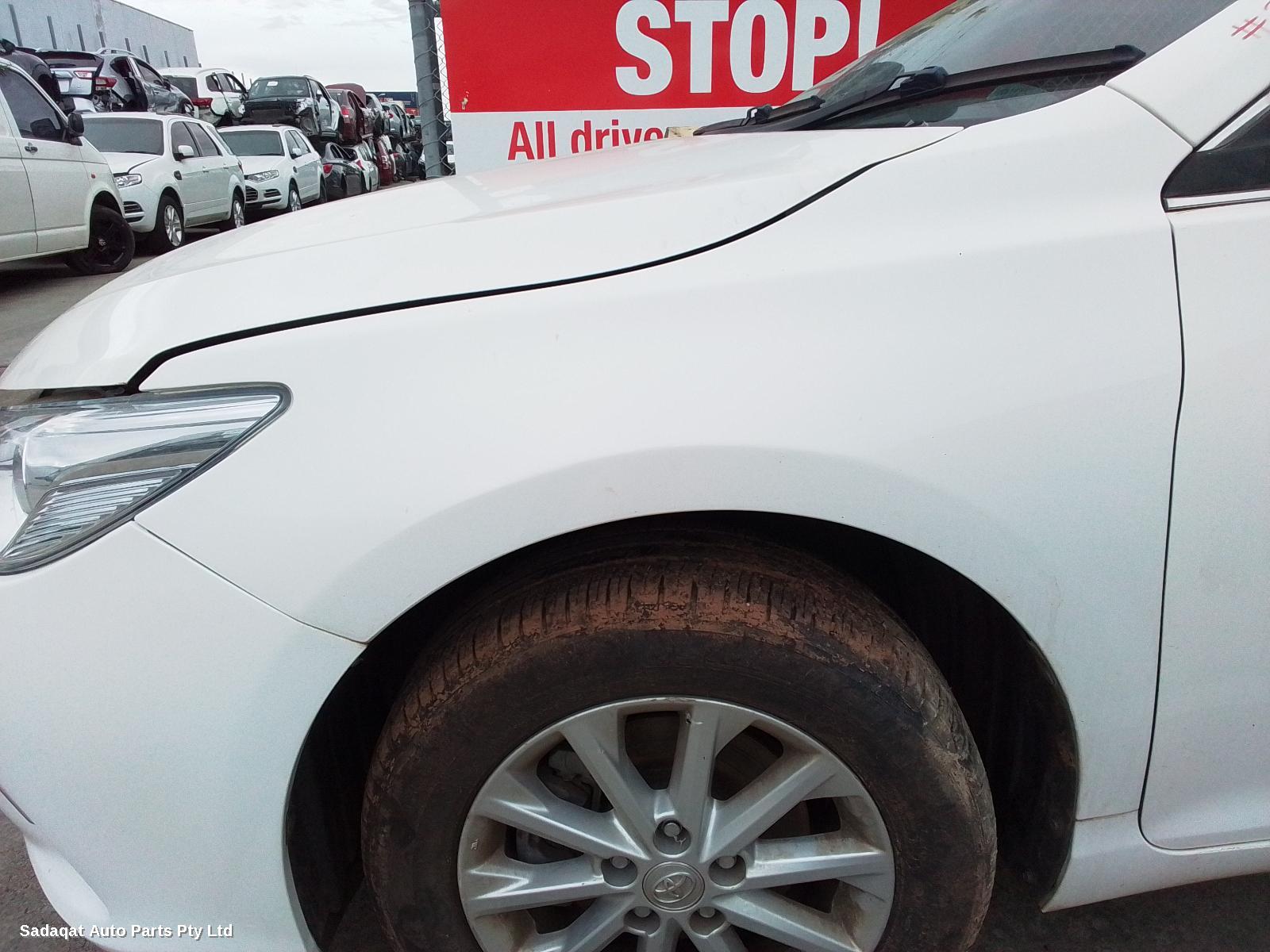 Toyota Camry Right Door Mirror