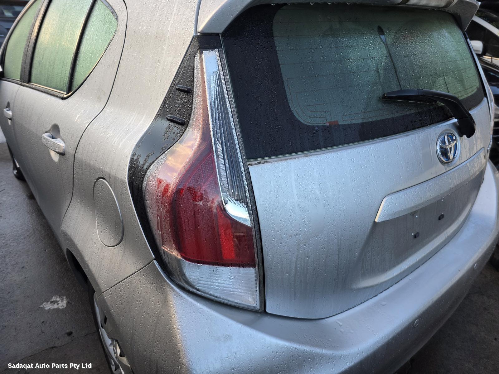 Toyota Prius Left Door Mirror