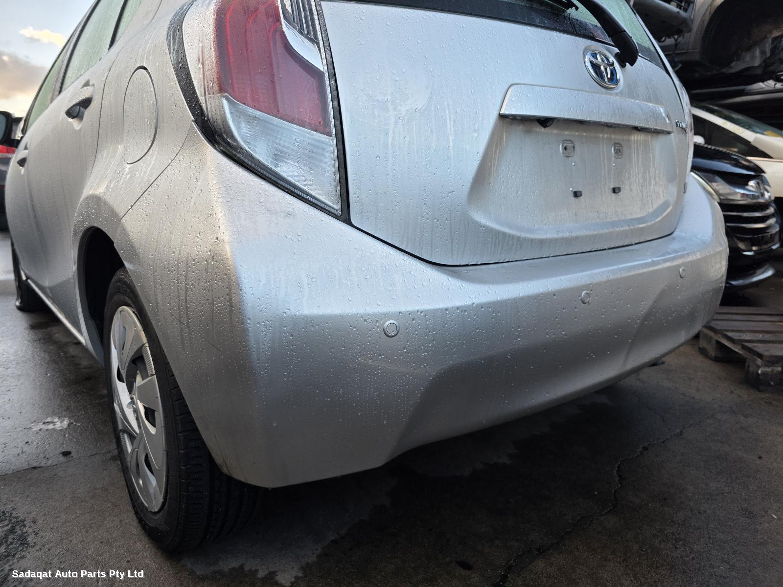 Toyota Prius Left Door Mirror