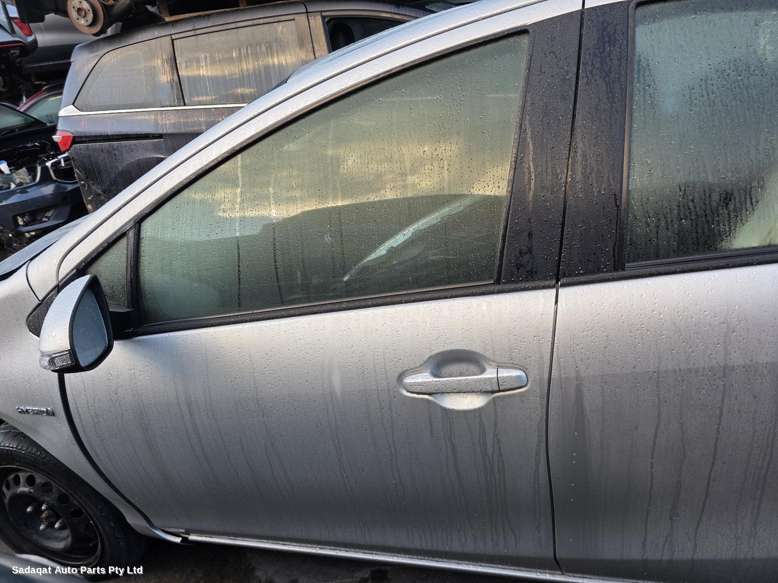 Toyota Prius Left Door Mirror