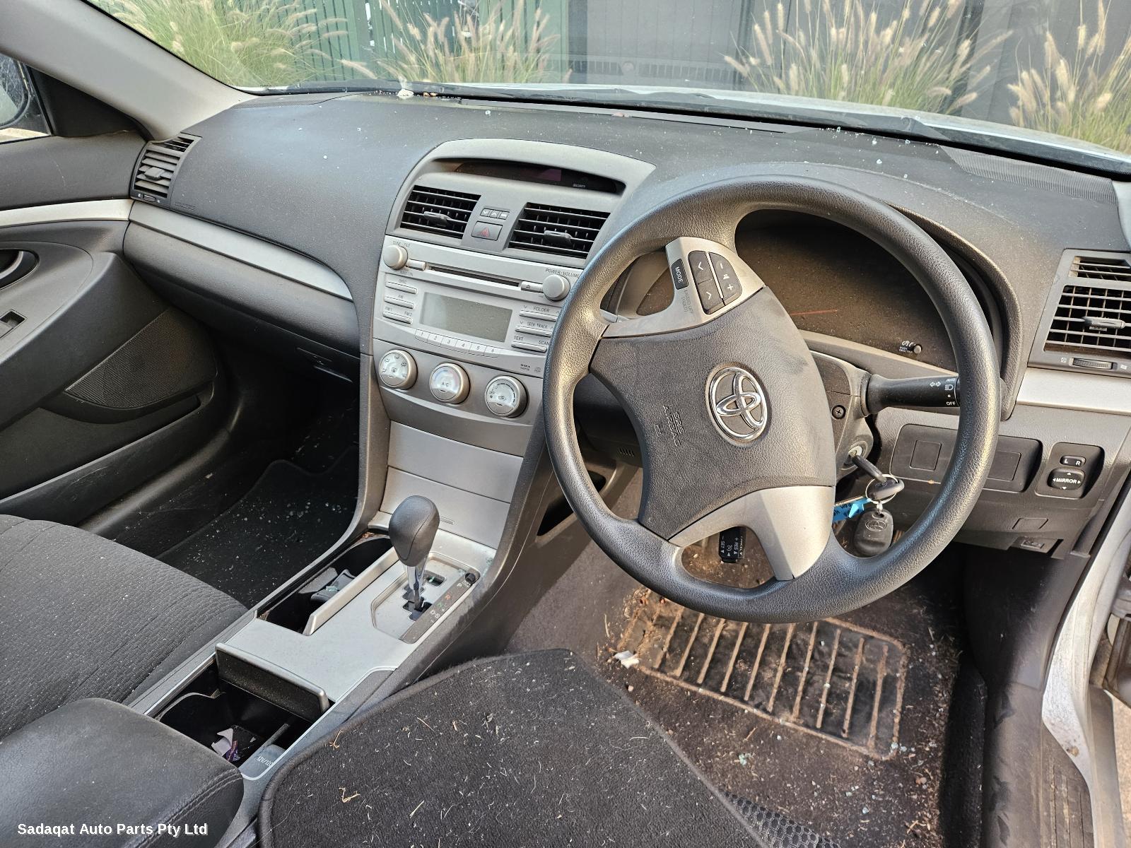 Toyota Aurion Left Door Mirror