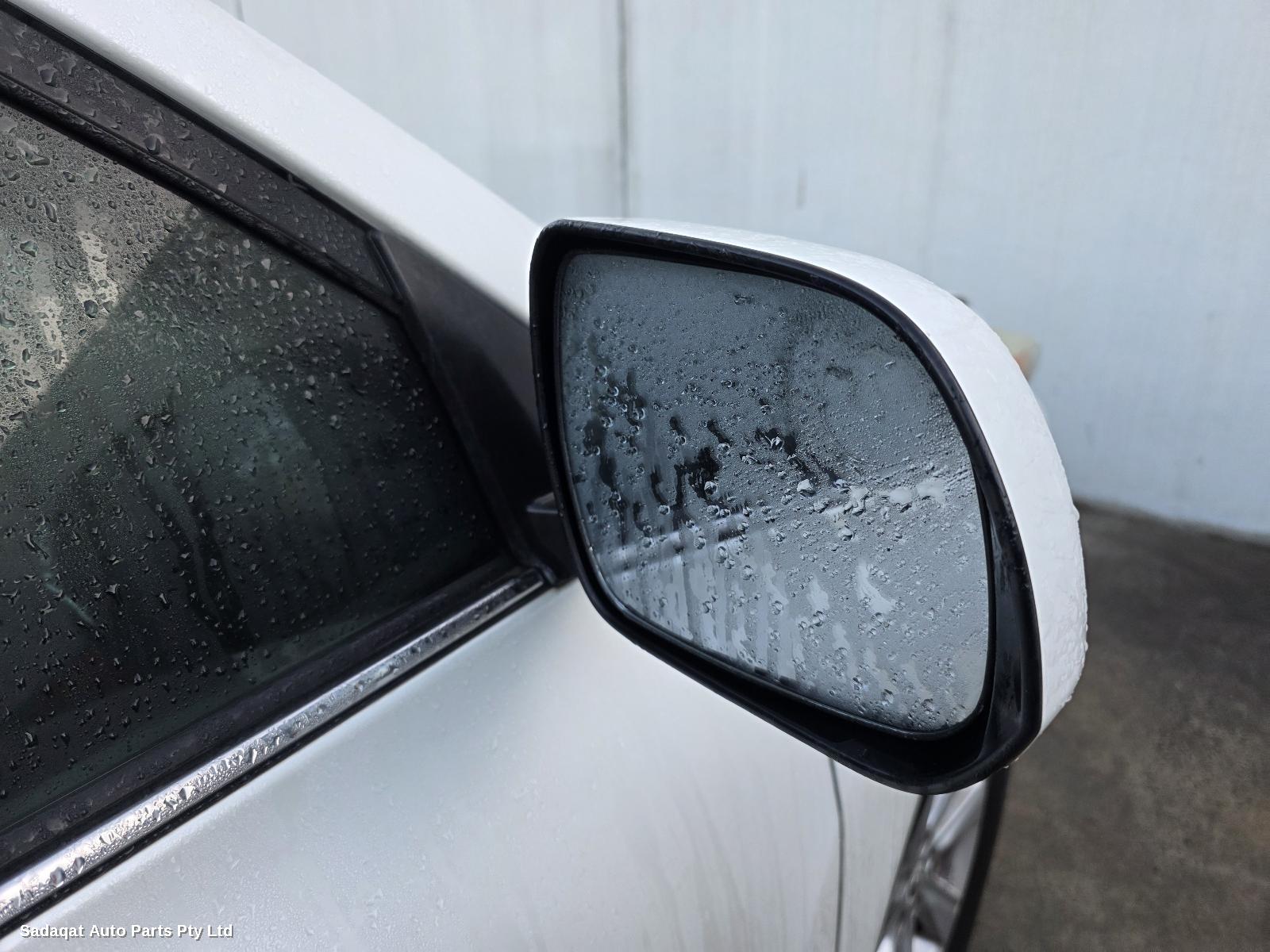 Toyota Kluger Left Rear Hub Assembly