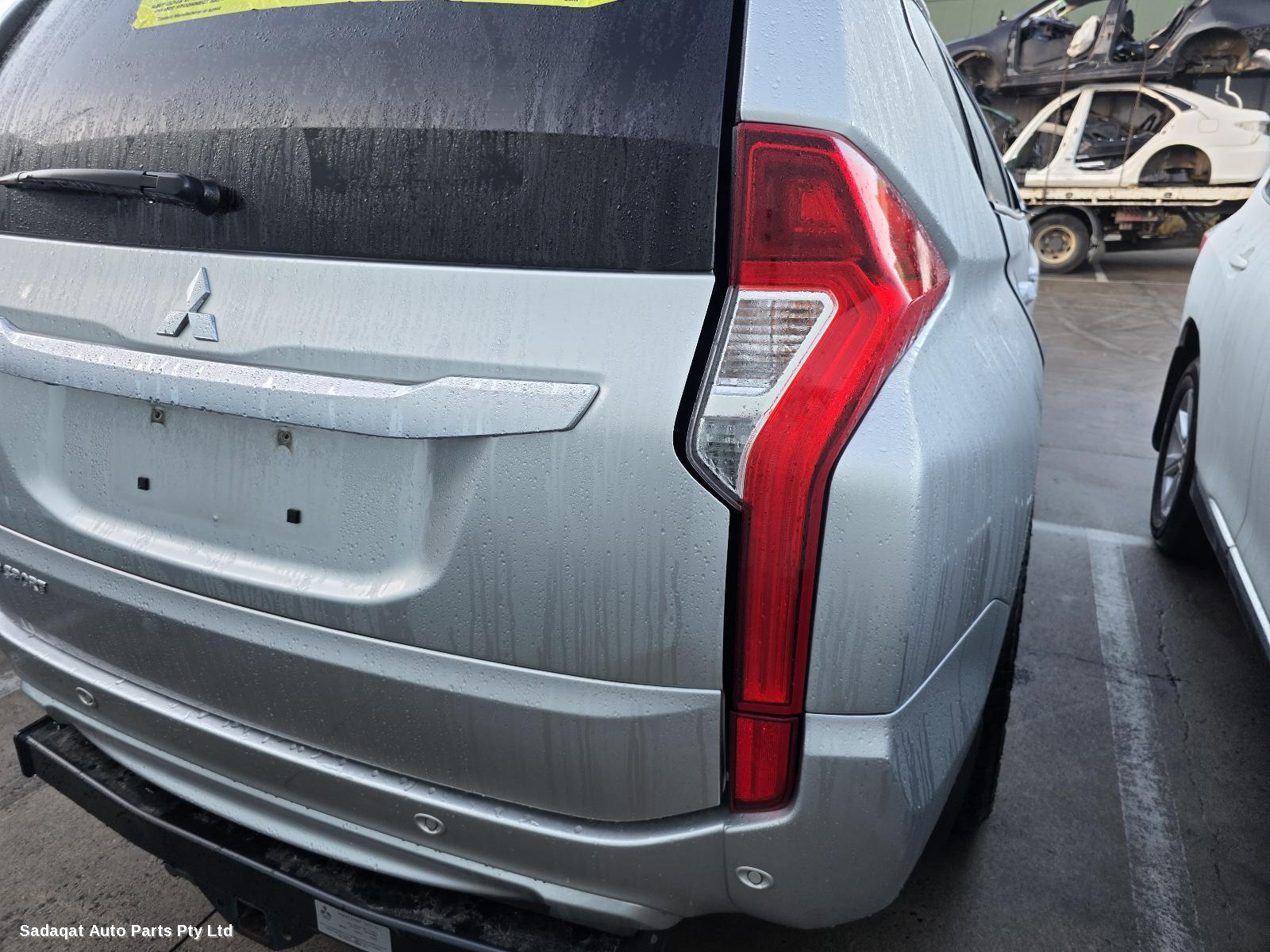 Mitsubishi Pajero Bootlid/tailgate