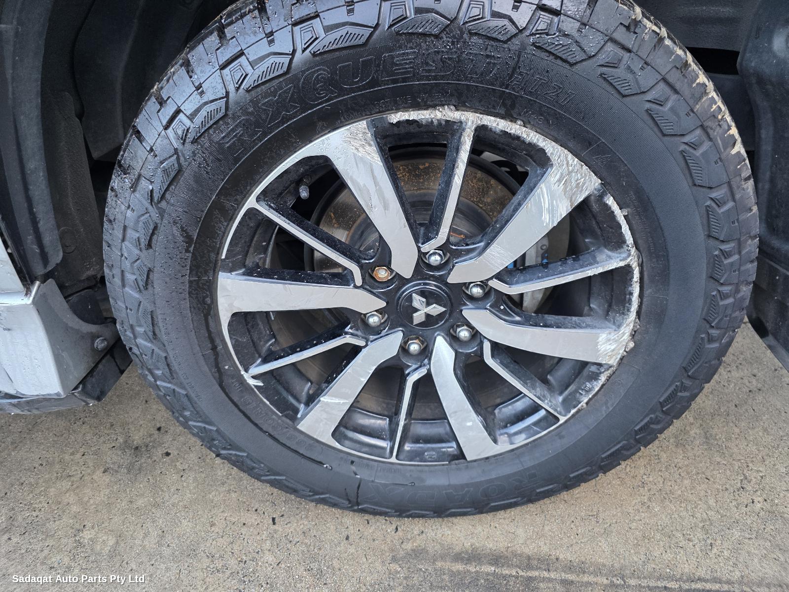 Mitsubishi Pajero Bootlid/tailgate