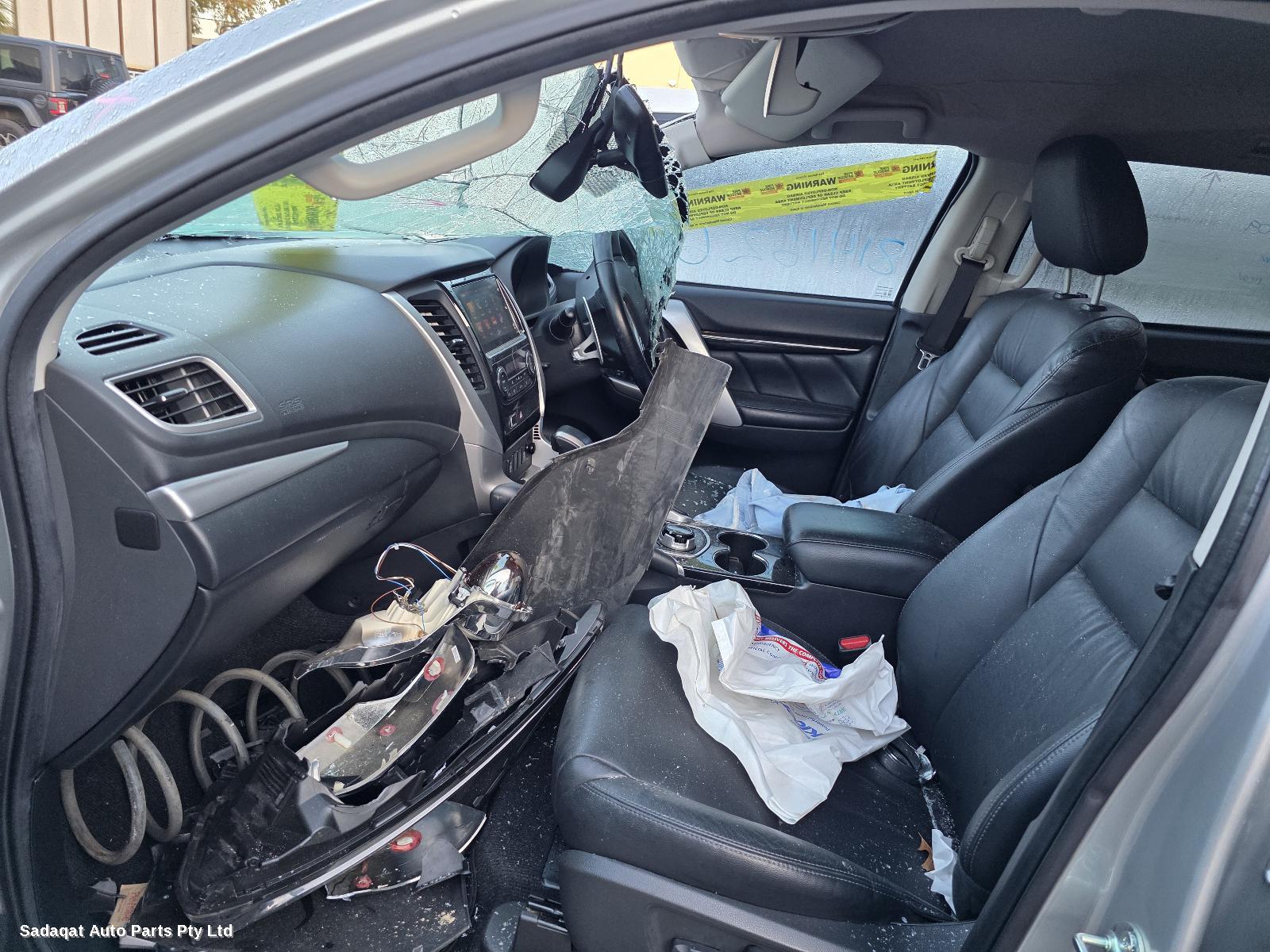 Mitsubishi Pajero Bootlid/tailgate