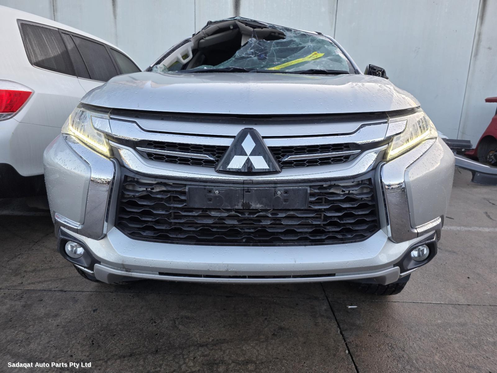 Mitsubishi Pajero Bootlid/tailgate