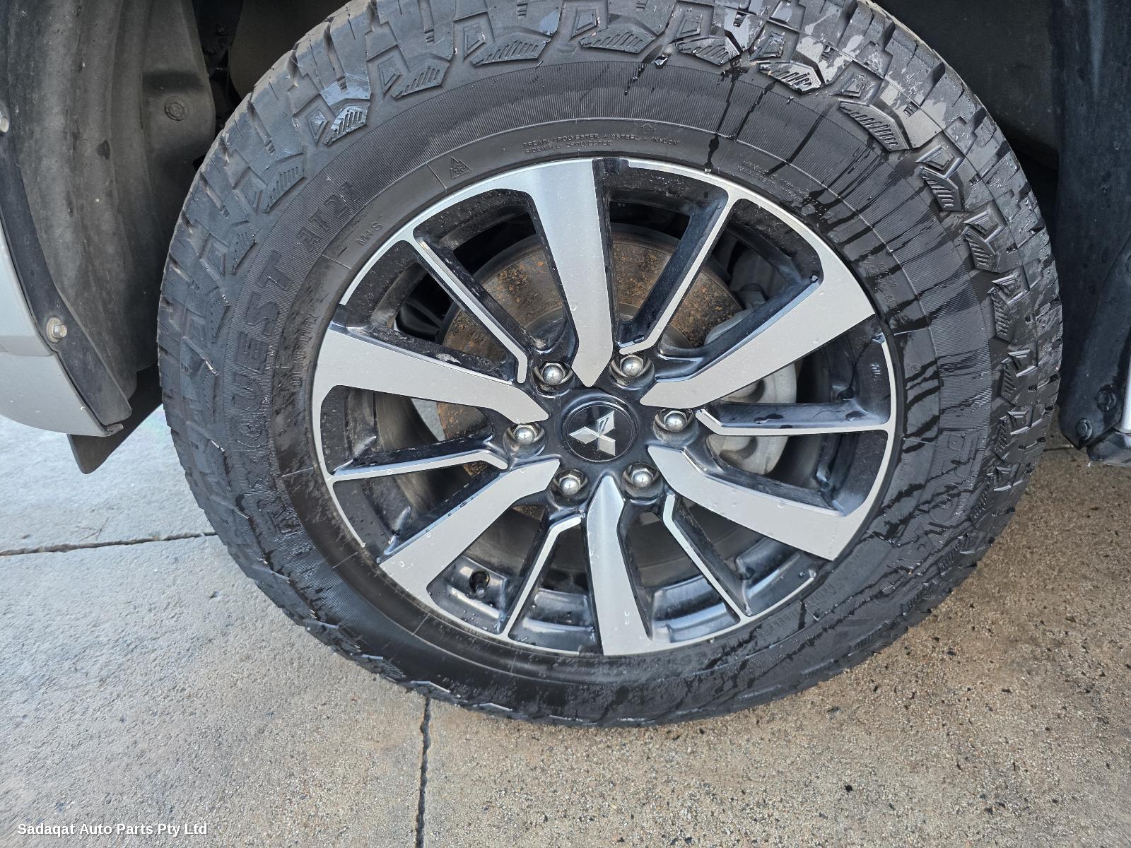 Mitsubishi Pajero Bootlid/tailgate