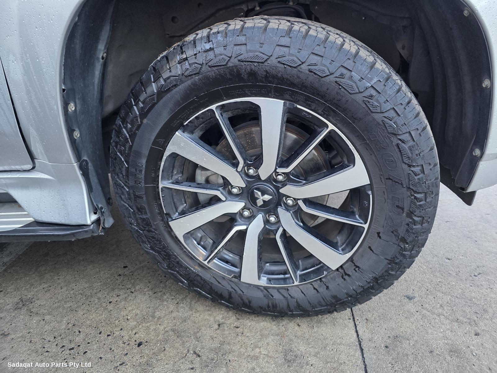 Mitsubishi Pajero Bootlid/tailgate