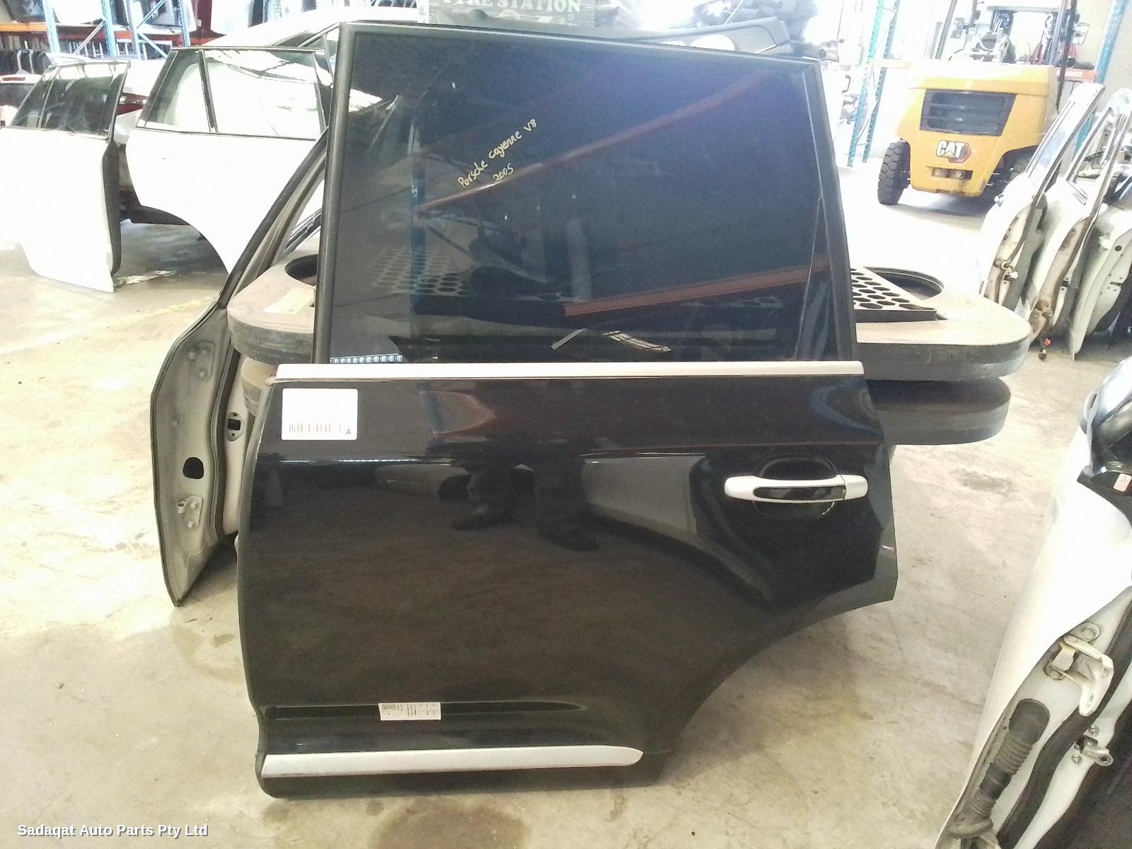 Porsche Cayenne Left Rear Door/sliding