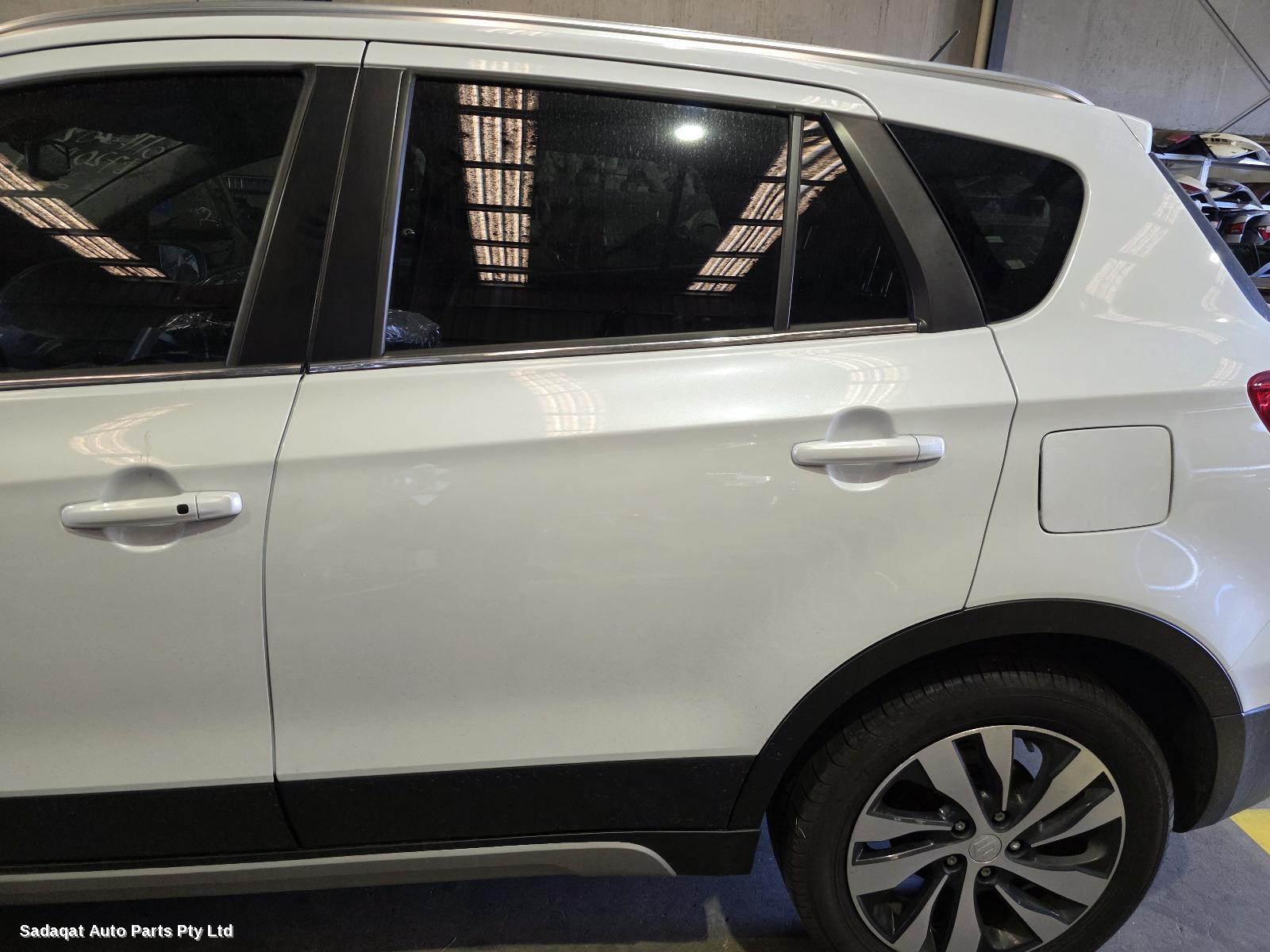 Suzuki S-cross Left Rear Strut