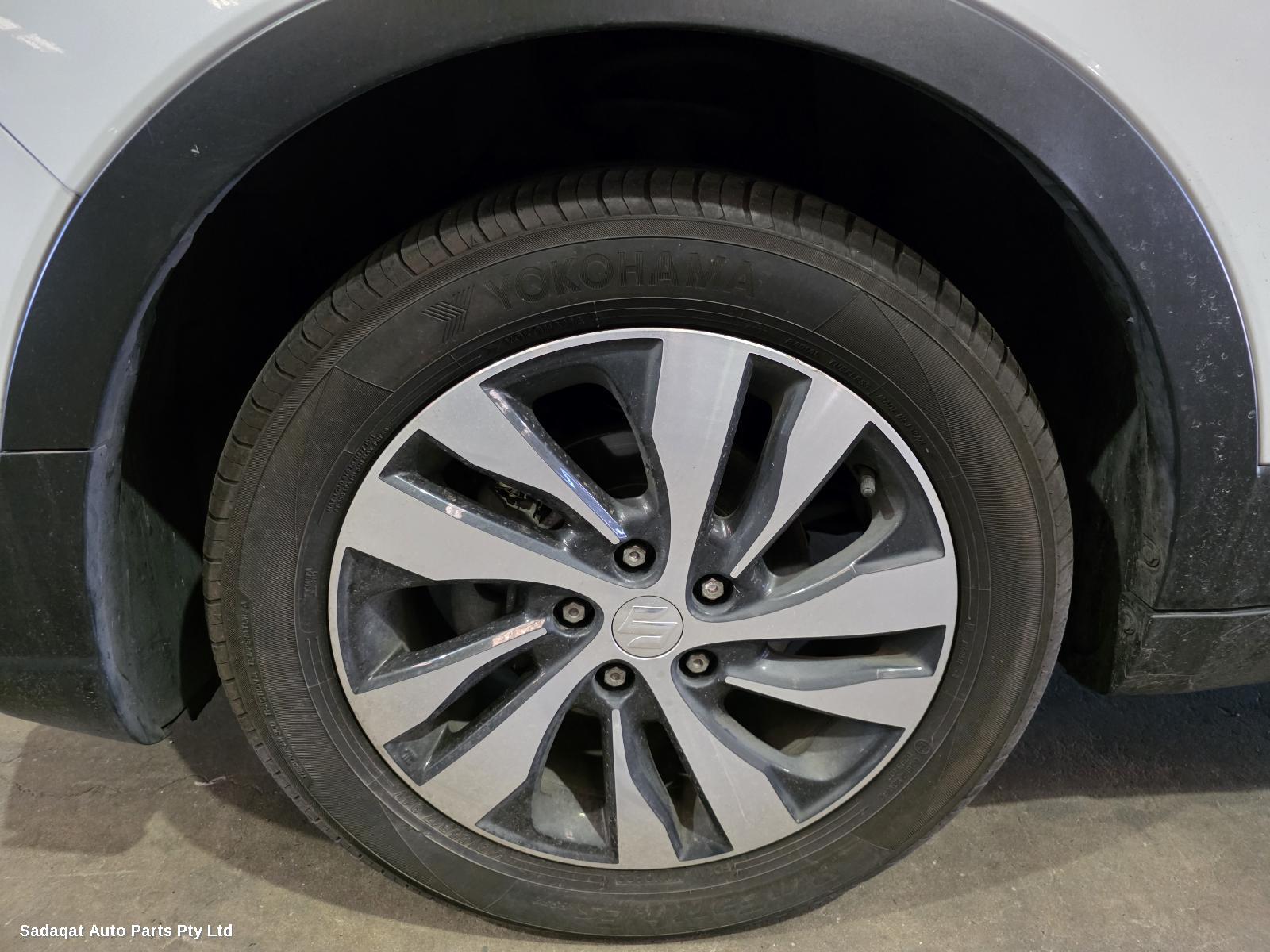 Suzuki S-cross Left Rear Strut