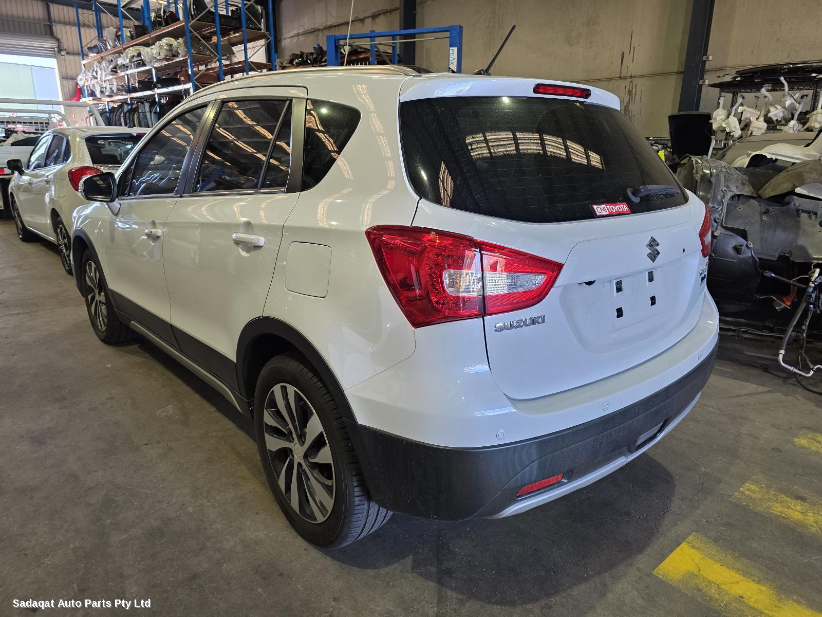 Suzuki S-cross Left Rear Strut