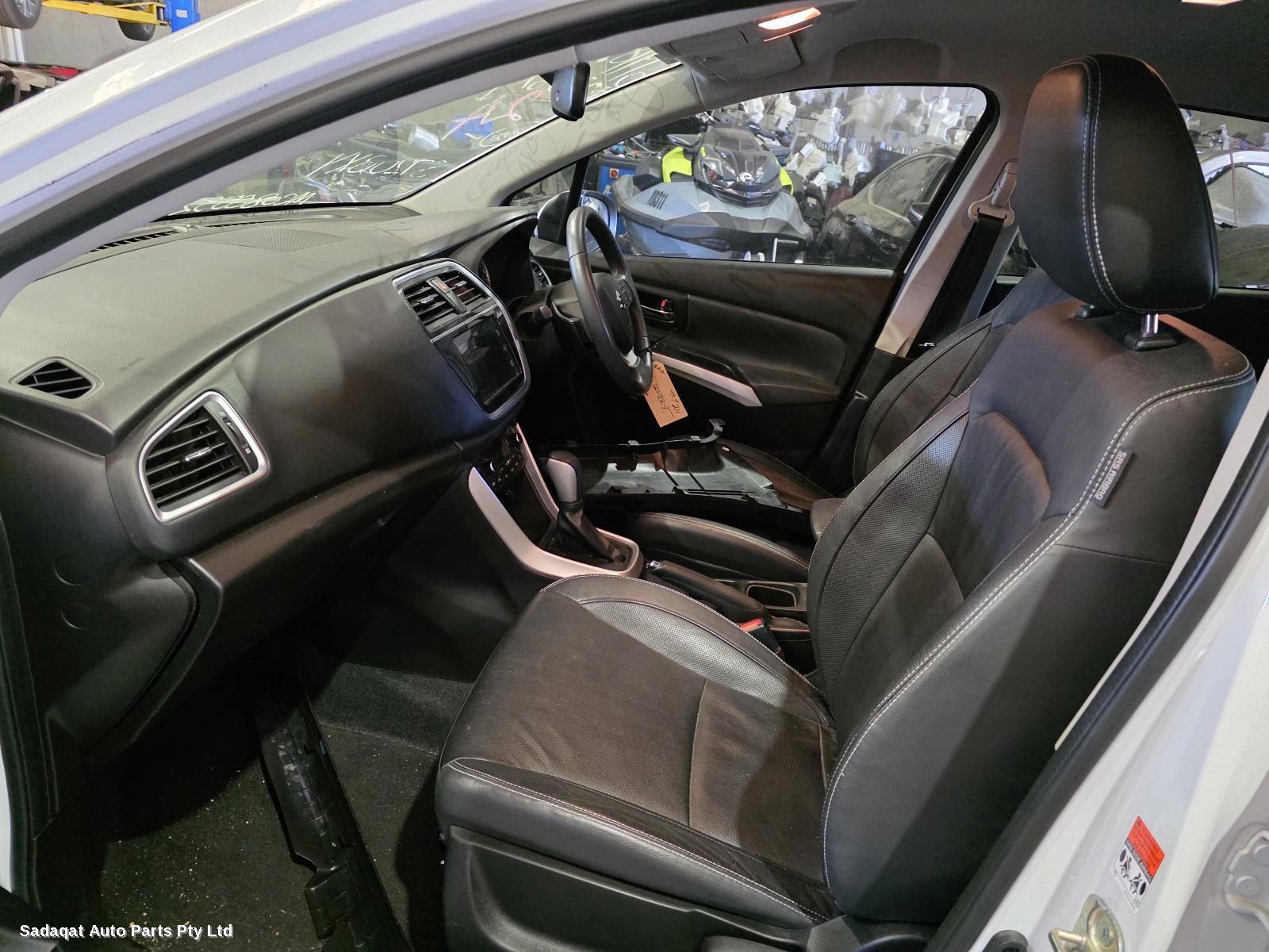 Suzuki S-cross Left Rear Strut