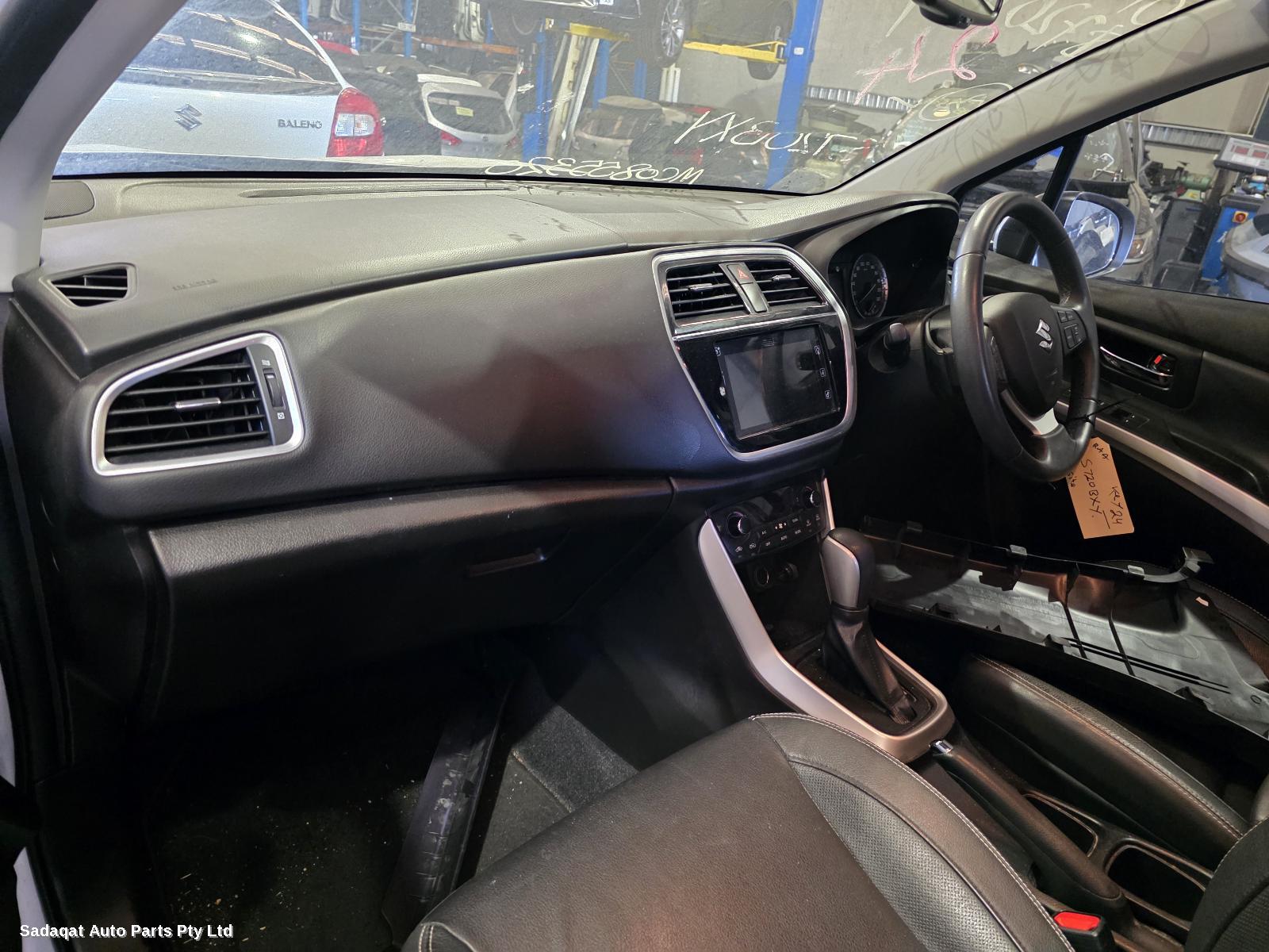 Suzuki S-cross Left Rear Strut