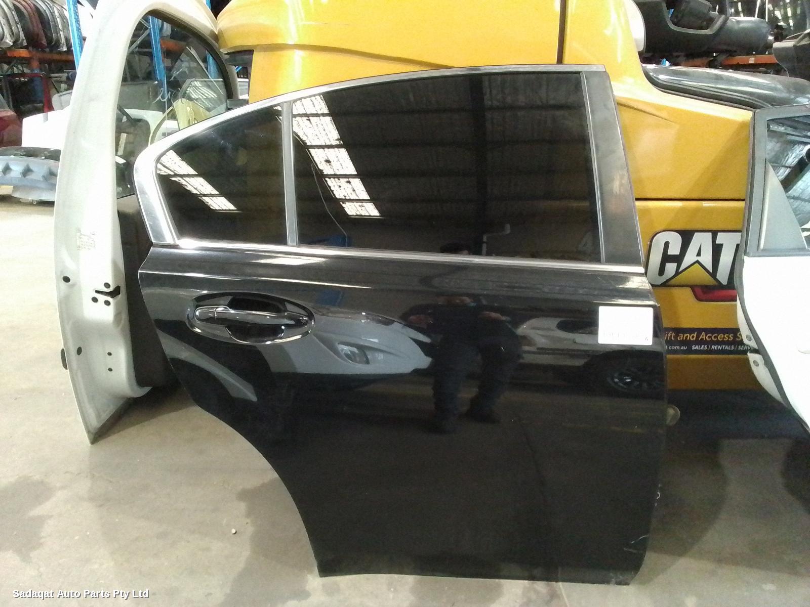 Subaru Liberty Right_rear_door_sliding