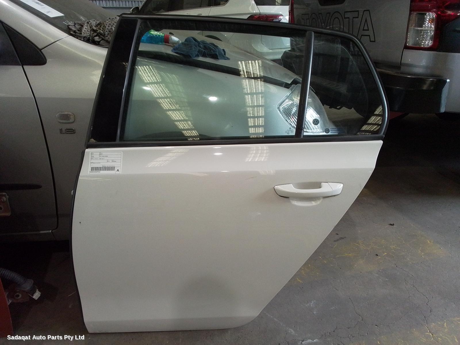 Volkswagen Golf Left Rear Door/sliding