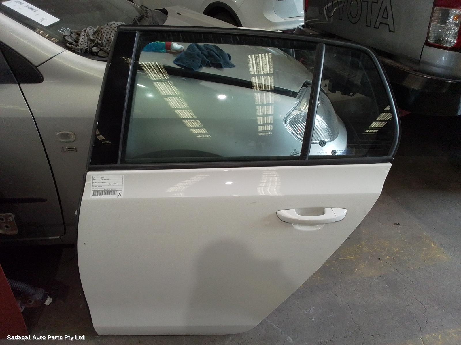 Volkswagen Golf Left Rear Door/sliding