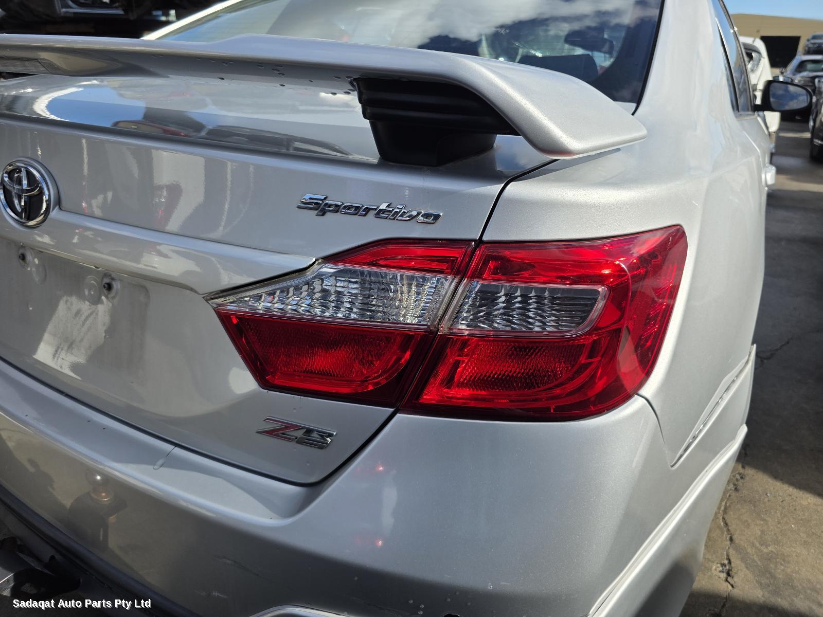 Toyota Aurion Left Door Mirror