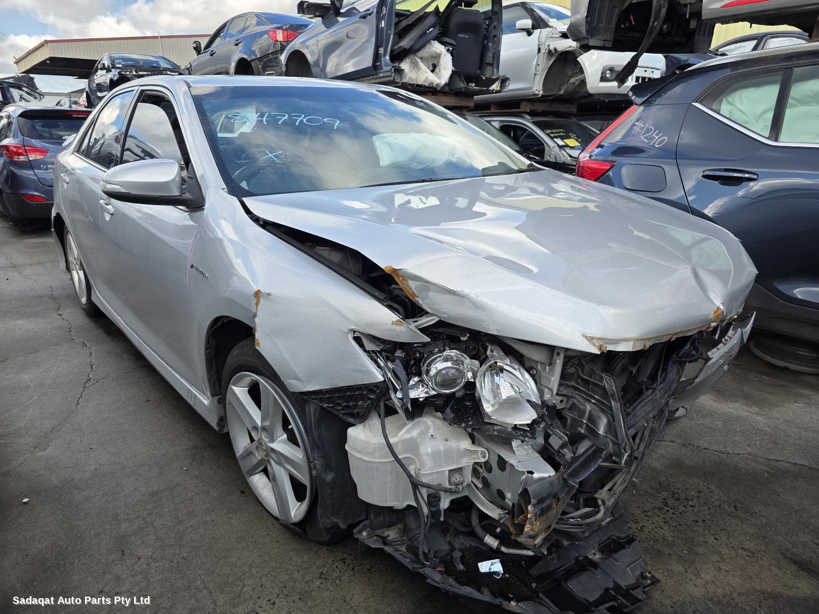 Toyota Aurion Left Door Mirror