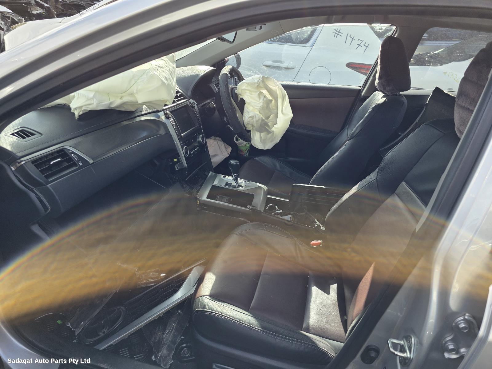 Toyota Aurion Left Door Mirror