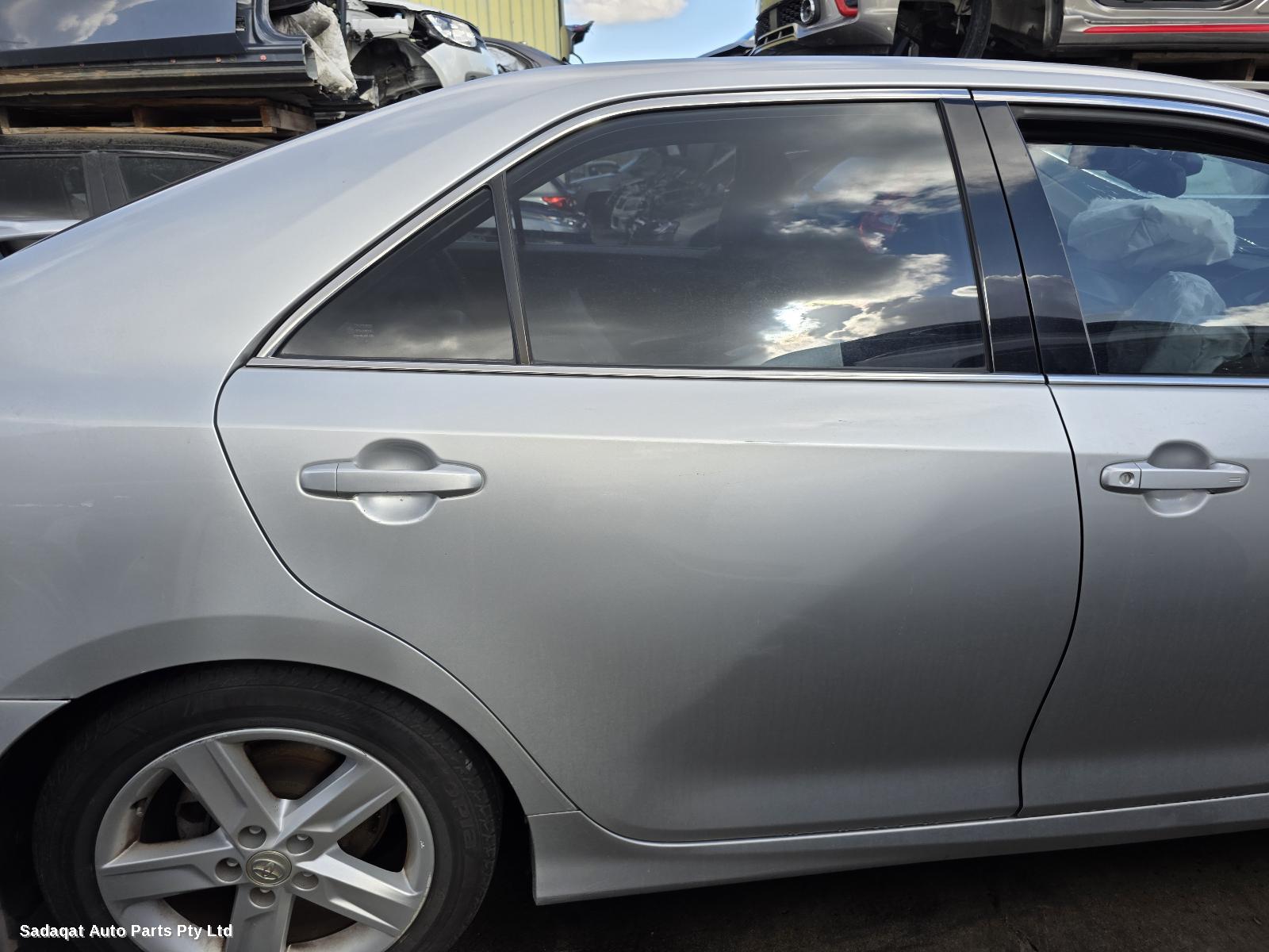 Toyota Aurion Left Door Mirror