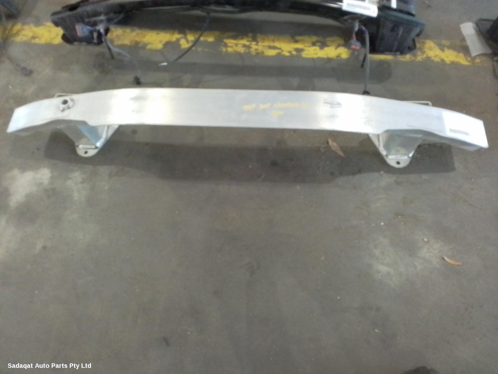 Jeep Cherokee R/bar Bracket/reinfo