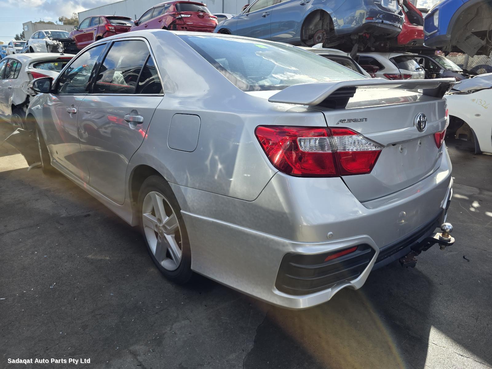 Toyota Aurion Left Door Mirror