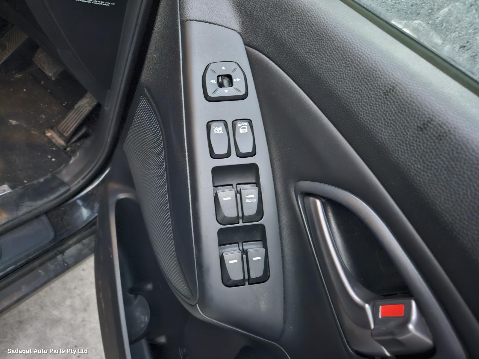 Hyundai Ix35 Right Door Mirror