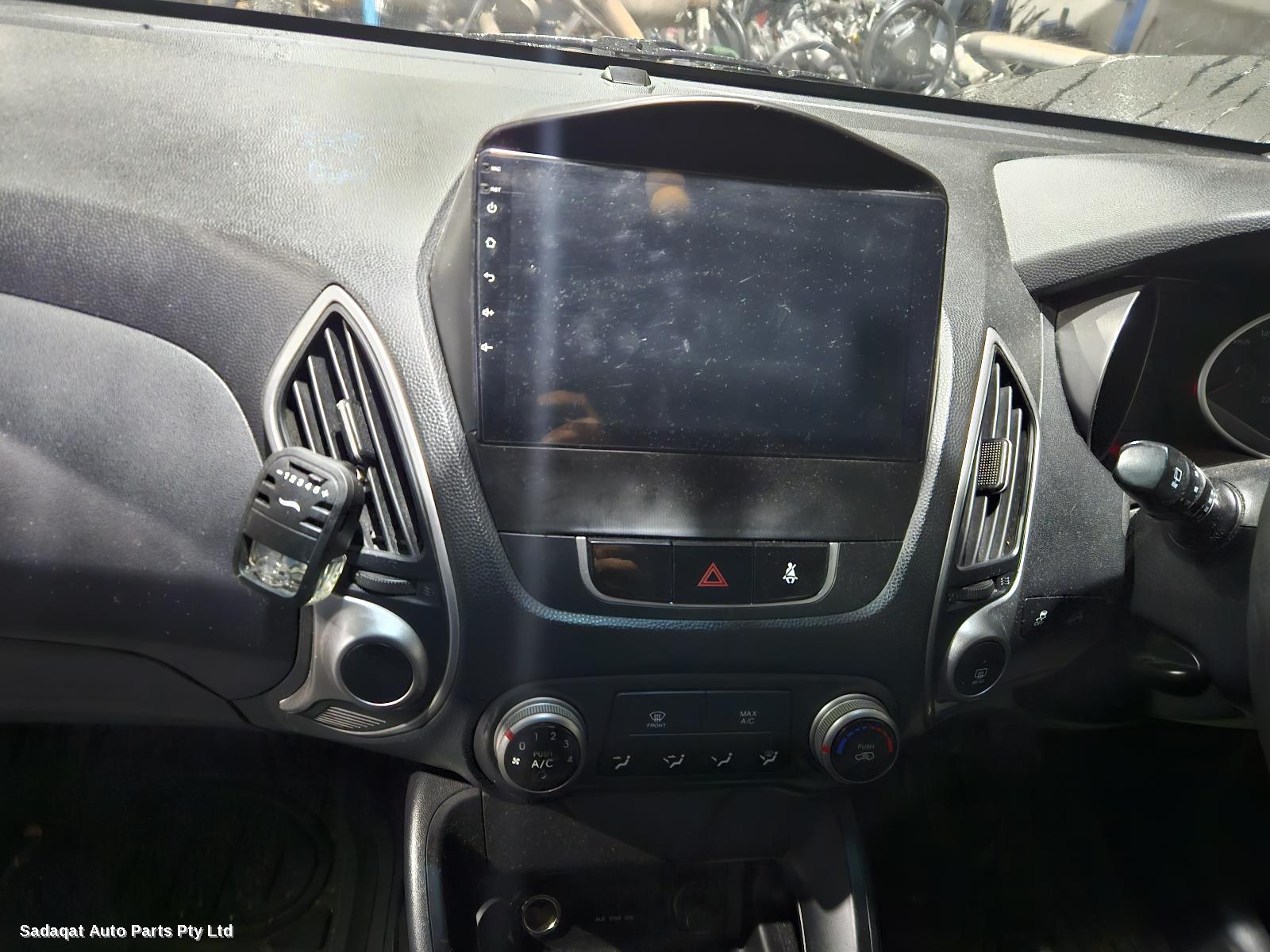 Hyundai Ix35 Left Door Mirror
