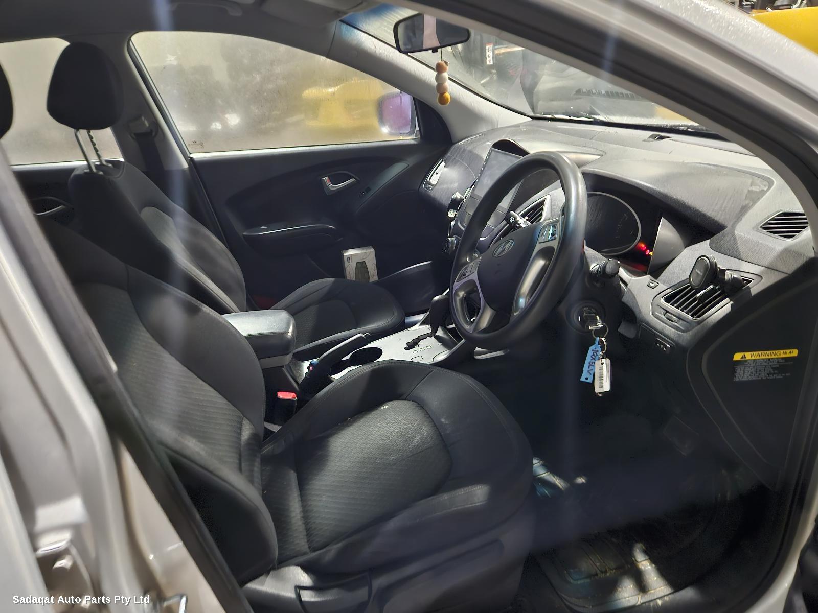 Hyundai Ix35 Left Door Mirror