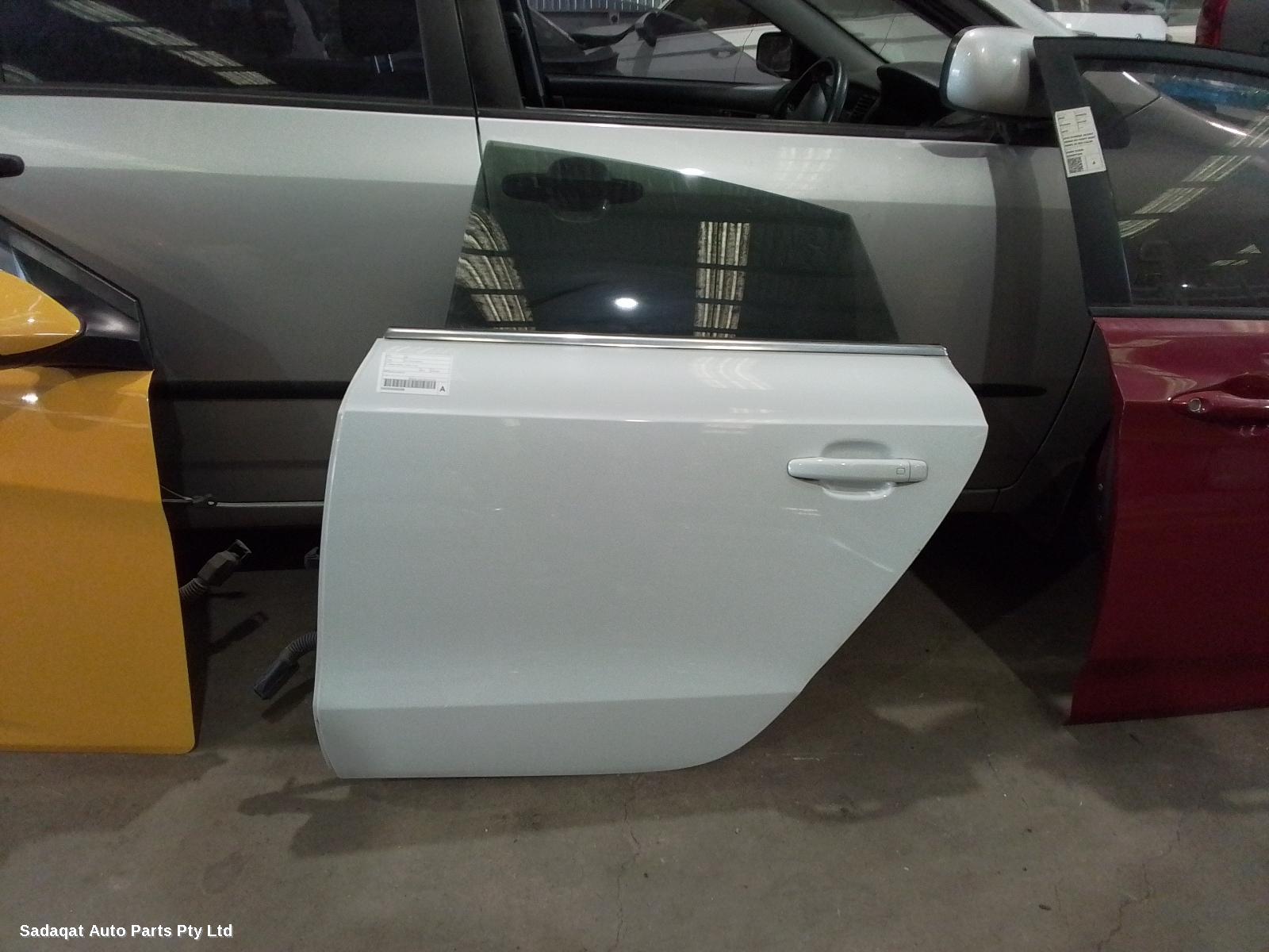 Audi A5 Left Rear Door/sliding