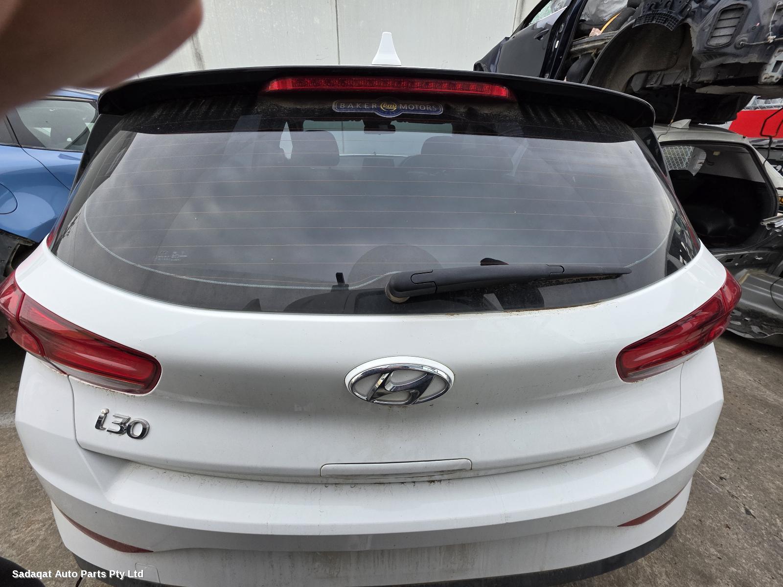 Hyundai I30 Right Headlamp
