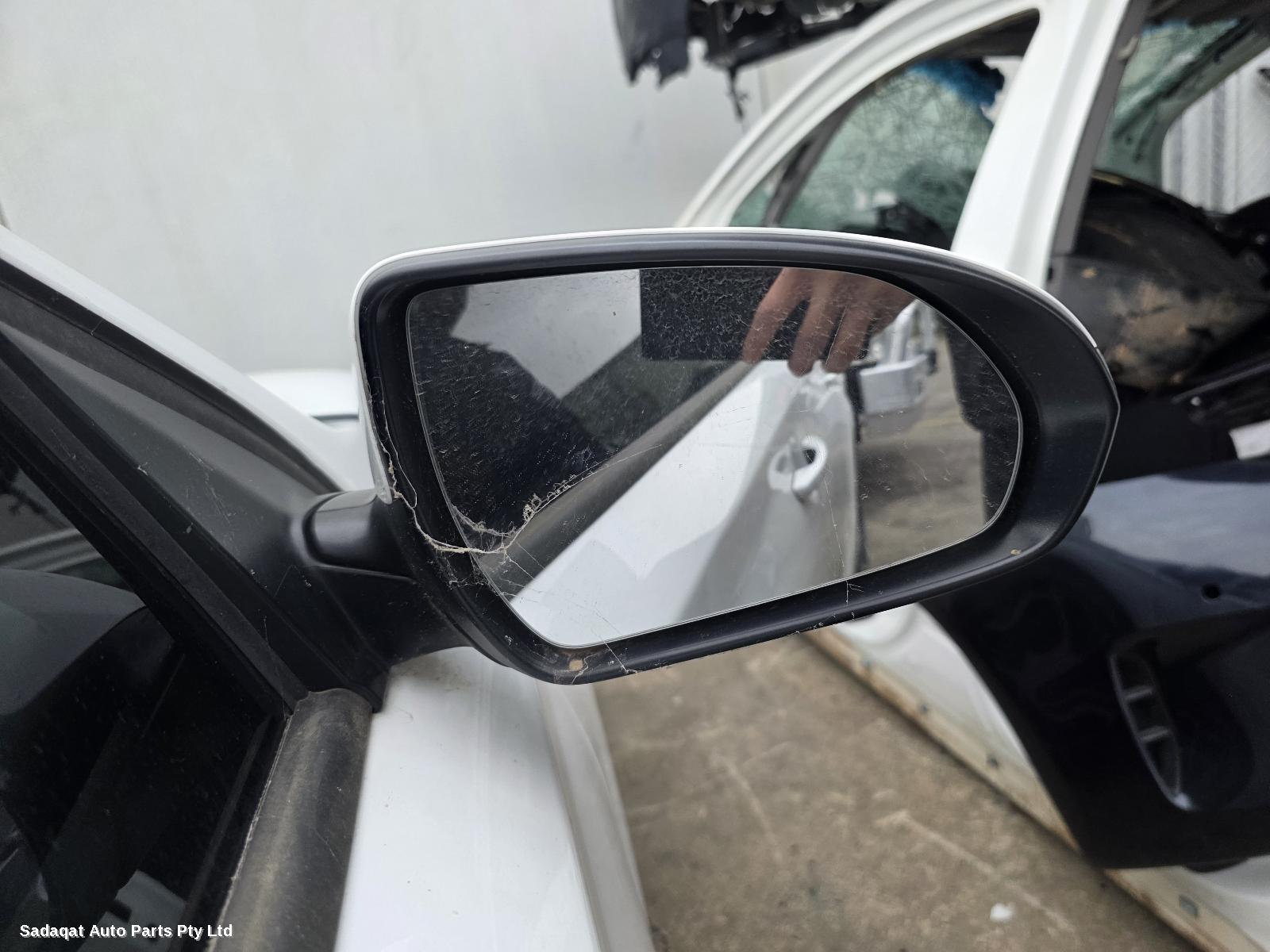 Hyundai I30 Right Headlamp