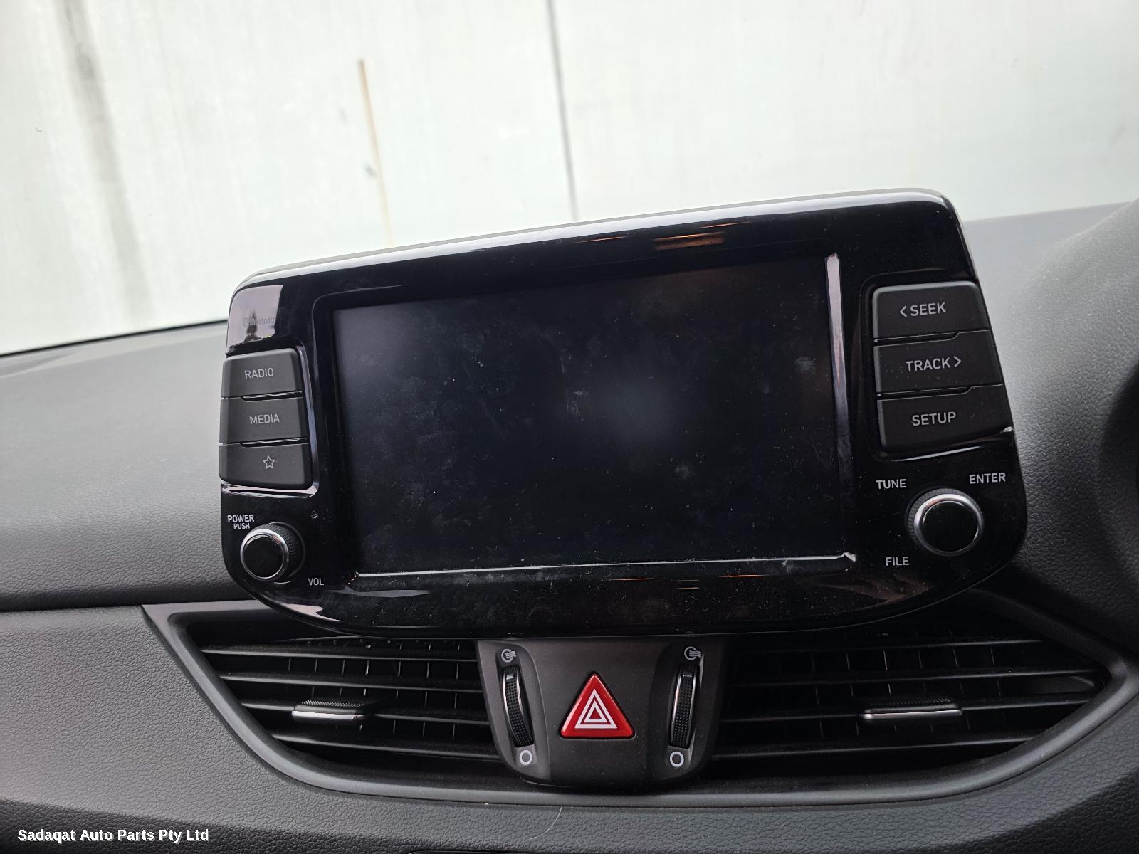 Hyundai I30 Right Headlamp