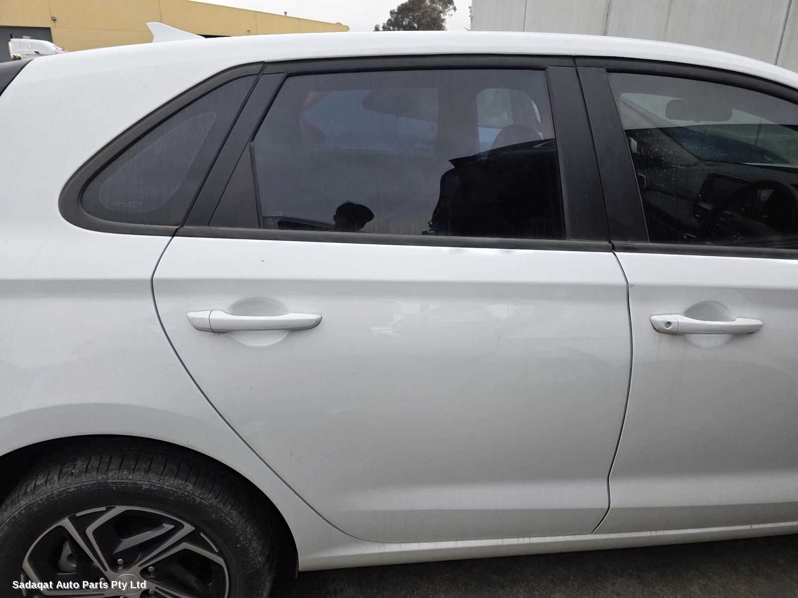 Hyundai I30 Right Headlamp